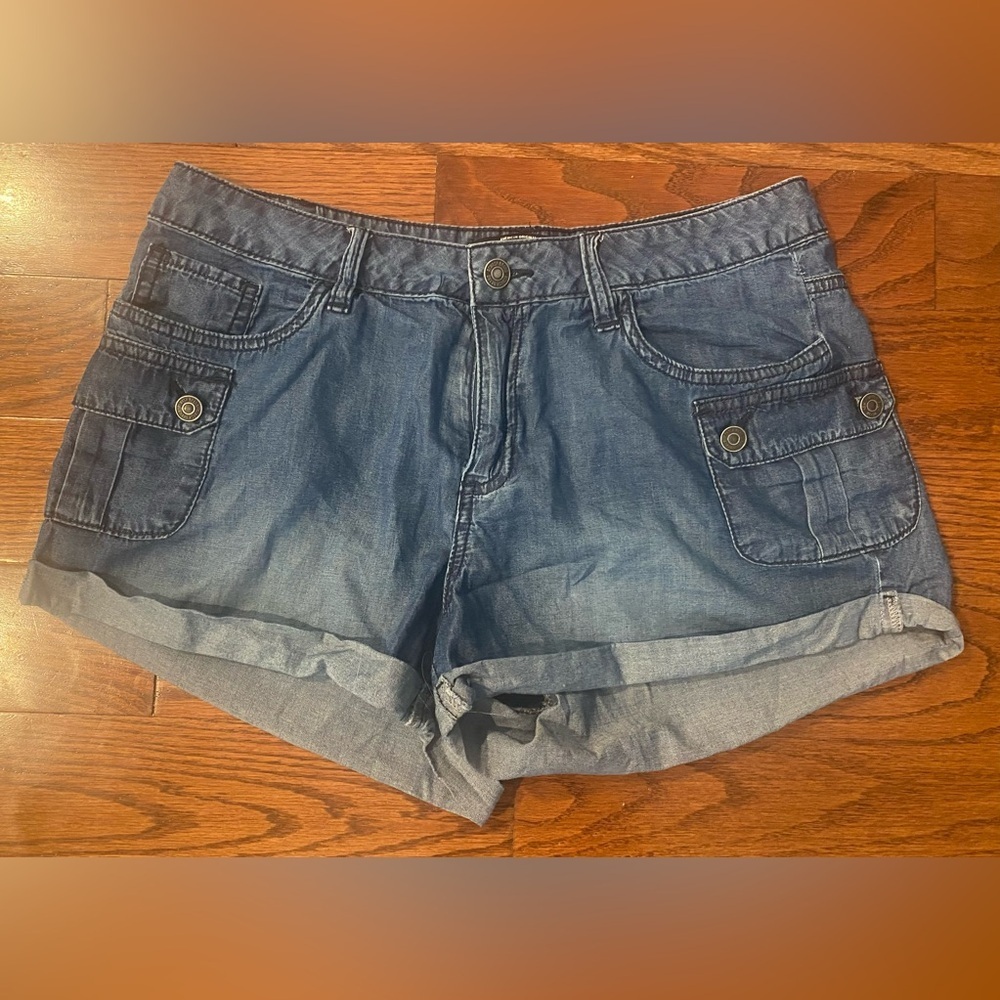 American Original Rewash Denim Shorts Sz 4/26 #bemore Cuffed Hem 4 Pockets